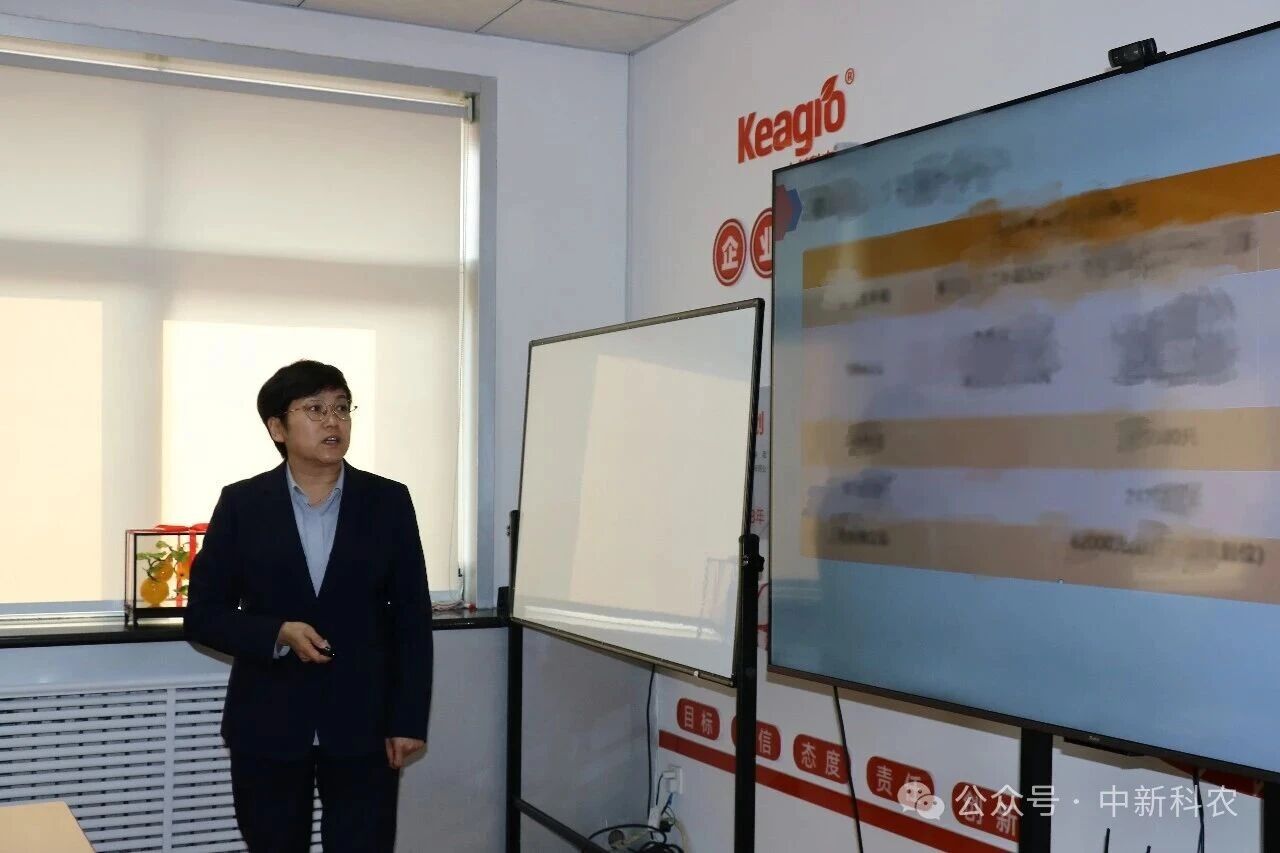 699e4917bc255.jpg f2aae06ead74069886bc06c03a2fdb2e.jpg